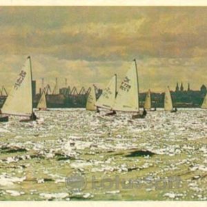 Таллин. На старте олимпийский класс яхт “Финн”, 1980 год