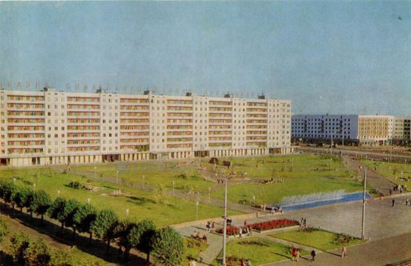 Жилые дома на площади Победы. Витебск, 1976 год