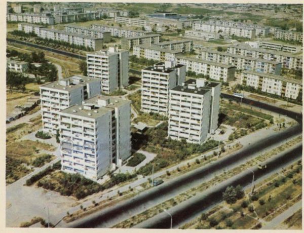 Новые жилые дома в Челанзарском районе. Ташкент, 1974 год