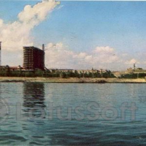 Baku. Kind to the government house with the sea (1970)