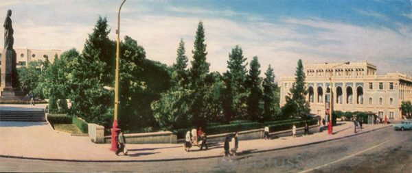 Баку. Музей им. Низами (1970 год)