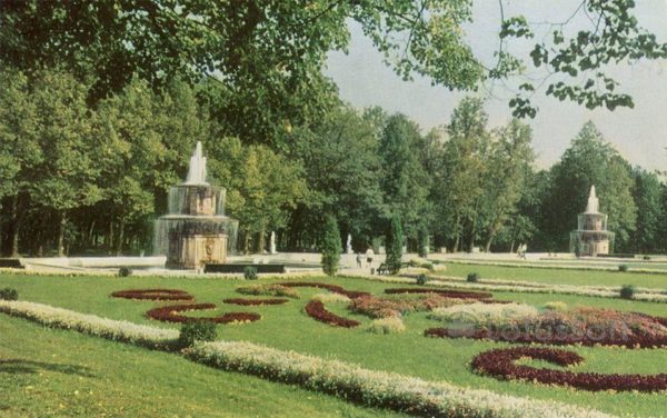 Петродворец. “Римские” фонтаны, 1970 год