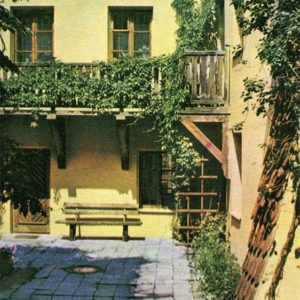 Vilnius. Courtyard in the Old Town, 1981