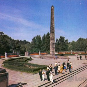 Kalingrad. Monument to soldiers-guardsmen, 1975