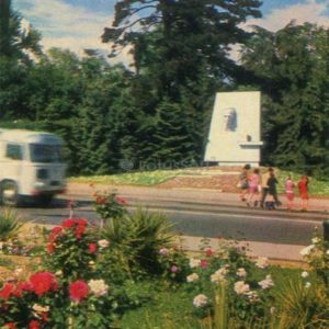 Sochi. Monument Ostrovsky on Holiday Avenue, 1972