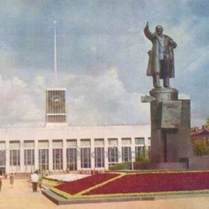 Памятник В.И. Ленину у Финляндского вокзала, 1962 год