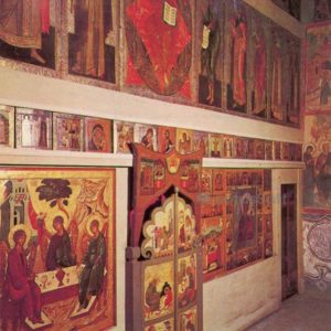 The iconostasis of the Deposition of the Robe of the church, 1985