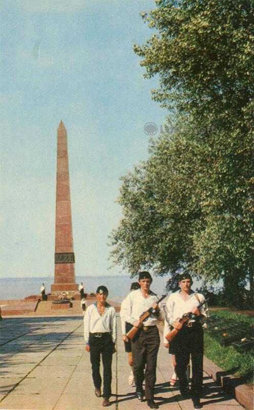 Памятник Неизвестному матросу. Одесса, 1973 год