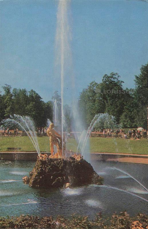 “Samson” fountain. Peterhof, 1971