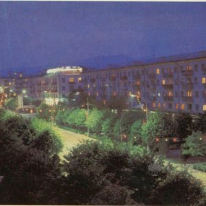 Проспект Ленина ночью. Нальчик, 1985 год