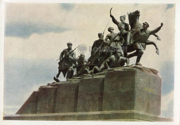 Памятник В.И. Чапаеву. Куйбышев, 1964 год