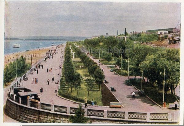 Памятник на набережной реки Волга. Куйбышев, 1964 год