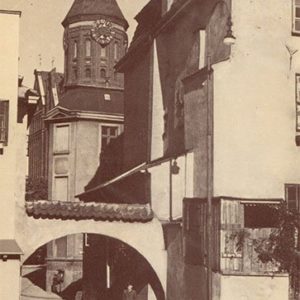 Кнайпхофф. Вид на кафедральный собор через Прегельскую арку. Клининград, Кёнигсберг), 1990 год