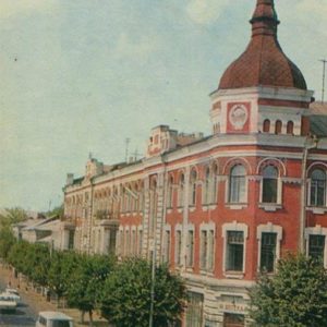 Здание горкома КПСС и исполкома. Мичуринск, 1973 год