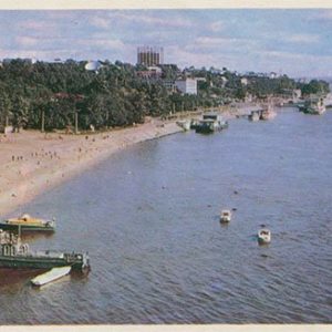 Пляж. Хабаровск, 1975 год