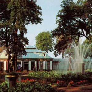 Дворец Монплизир. Петродворец, 1986 год