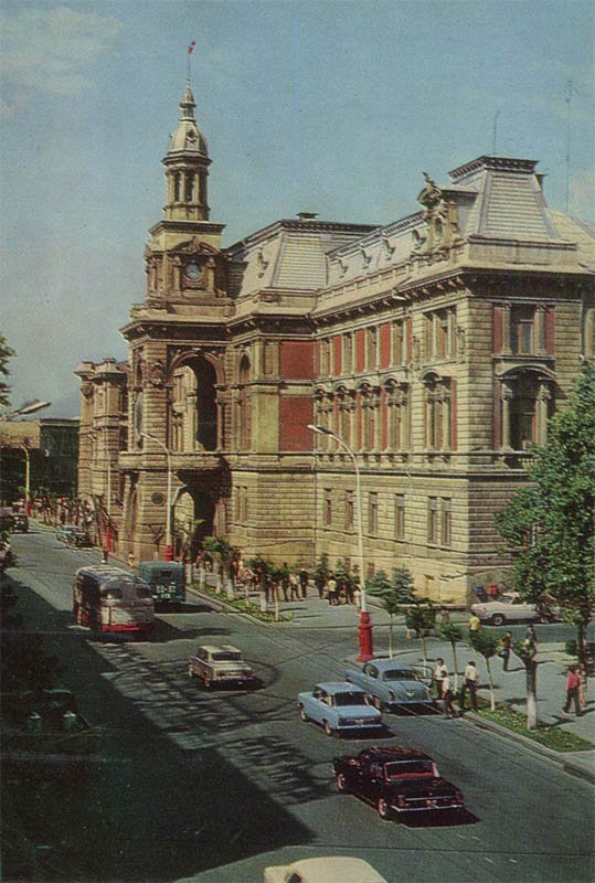 Здание Баксовета. Баку (1974 год)