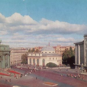 Площадь Стачек. Ленинград, 1976 год