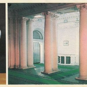 Колоннада вестибюля. По Ливадийскому дворцу, 1986 год
