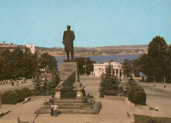 The monument to Admiral Nakhimov. Sevastopol, 1982