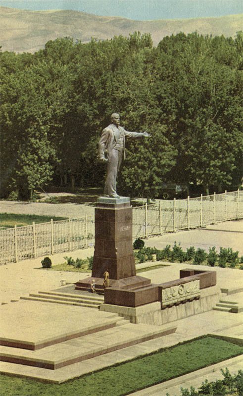 Памятник В.И. Ленину, Душанбе, 1960 год