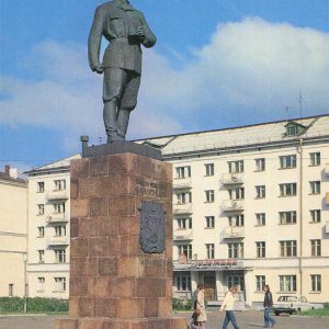 Памятник П.Ф. Виноградову Архангельск, 1989