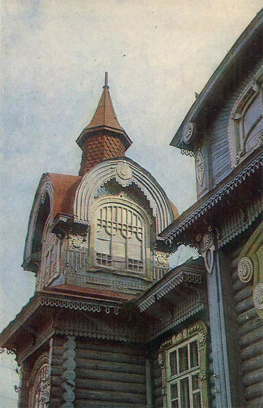 House of poorins Part of the facade, Gorokhovets, 1983